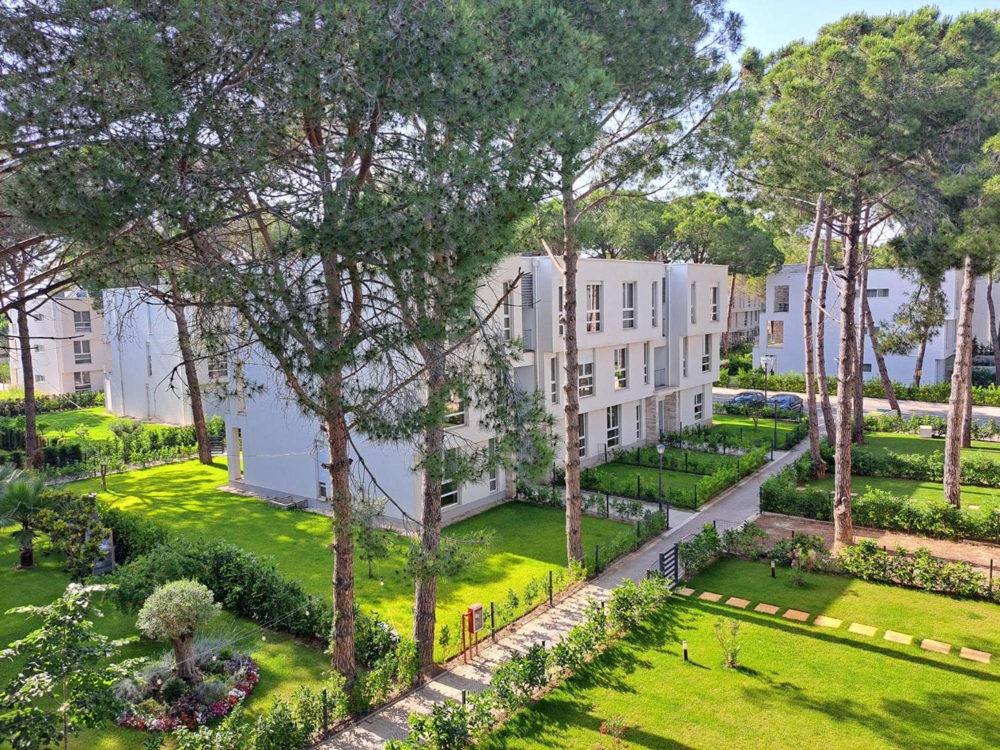M&E Premium Apartments - San Pietro Durrës Exterior foto